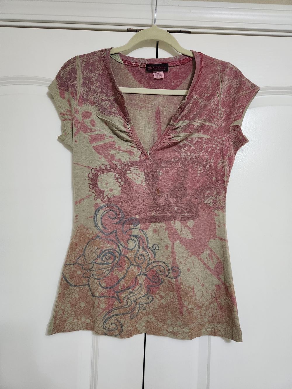 Self Esteem Pink and Olive Graphic Short Sleeve Henley - Picture 2 of 5
